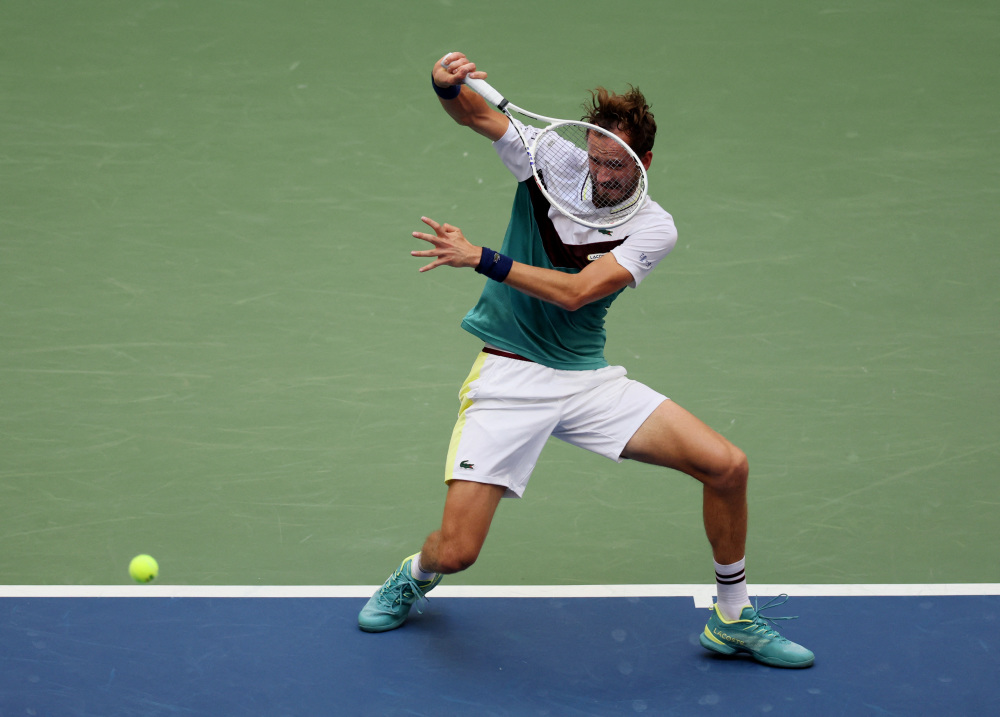 开云体育app-法网鏖战澳网，梅德韦杰夫关键制胜