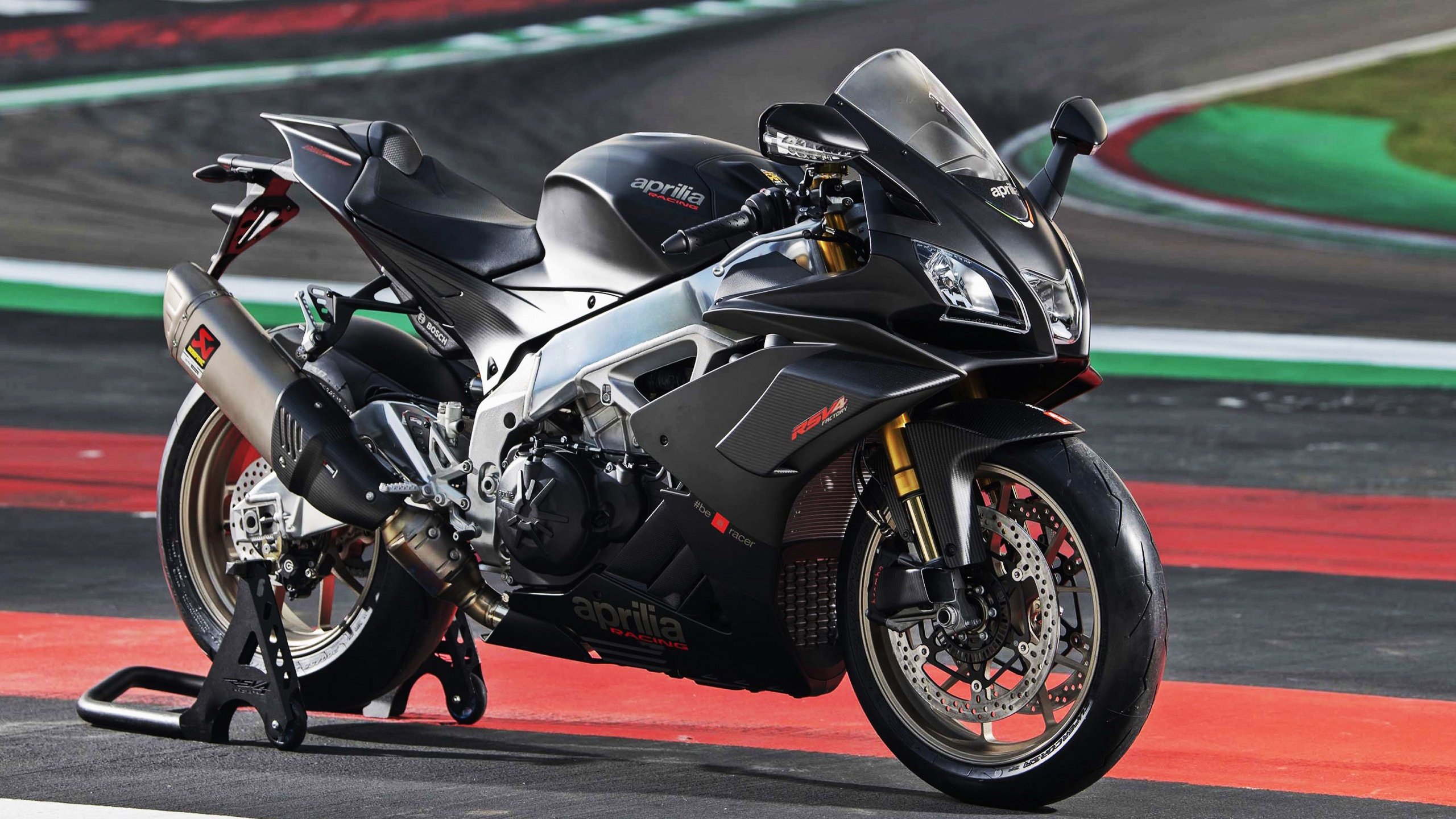 掌控者与风暴眼—当奥纳纳执笔比赛走势，克罗地亚以一波流完成终极叙事