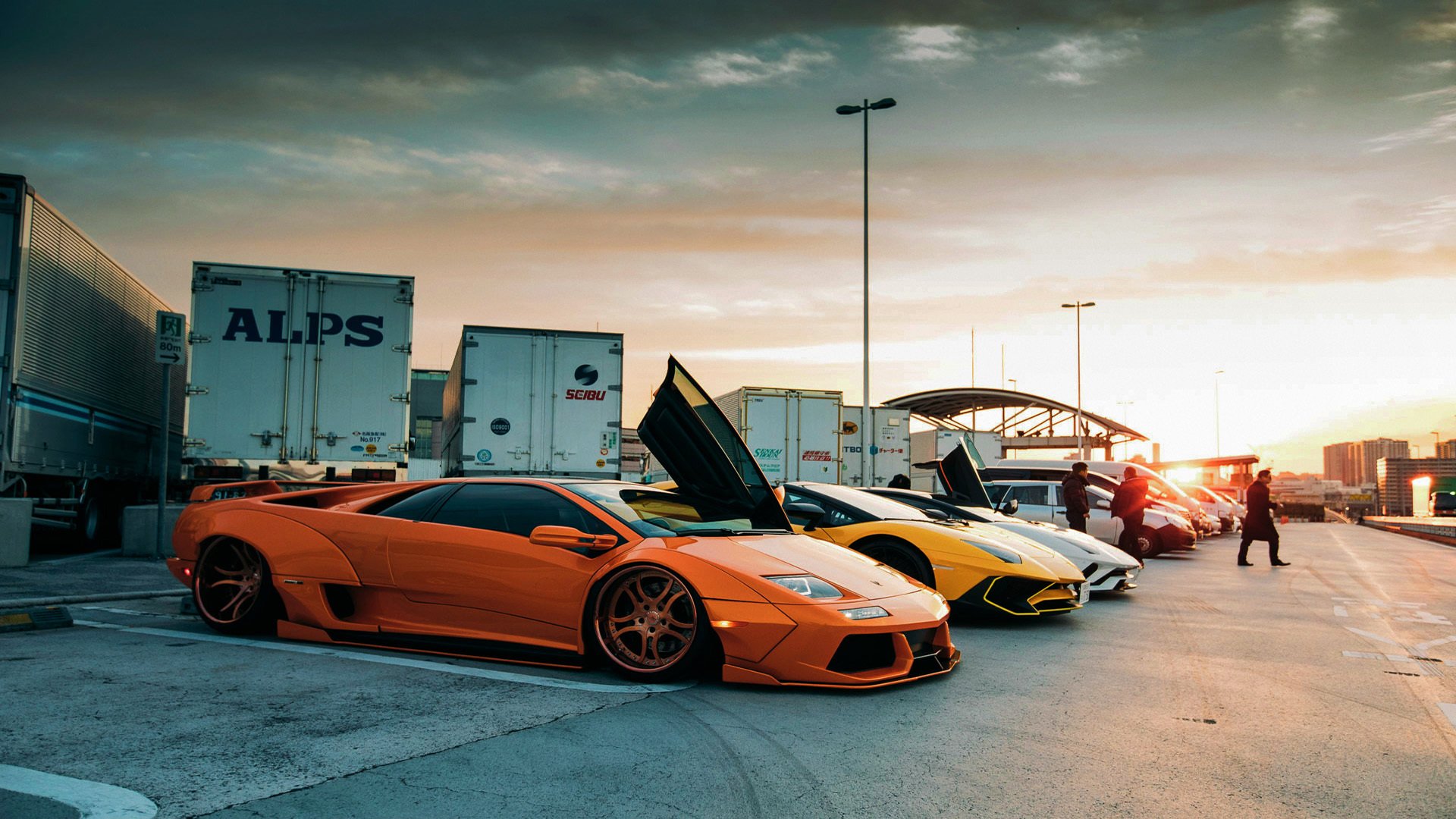 钢铁洪流撞上传奇斗牛士，暗夜中那道撕裂苍穹的闪电