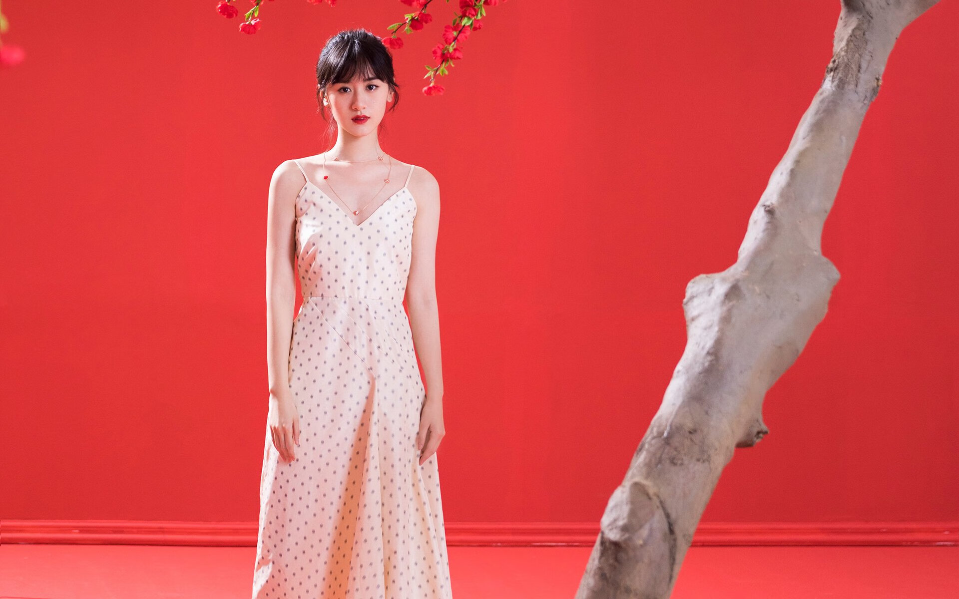 篮球世界的奇妙碰撞，詹姆斯率北京队表演赛绝杀雄鹿