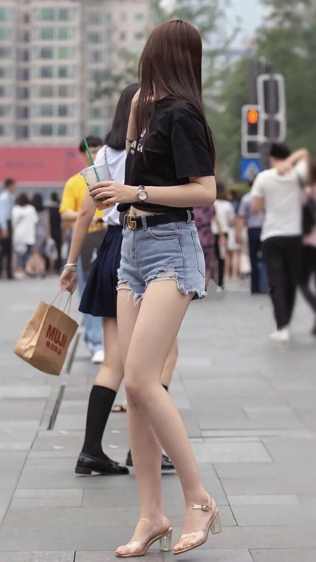 铁血马竞上演欧洲东决，战术窒息式碾压，勒沃库森天才火种被扑灭